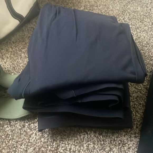 OFFLINE By Aerie Real Me XTRA Hold Up! Legging 7/8 - Picture 3 of 3